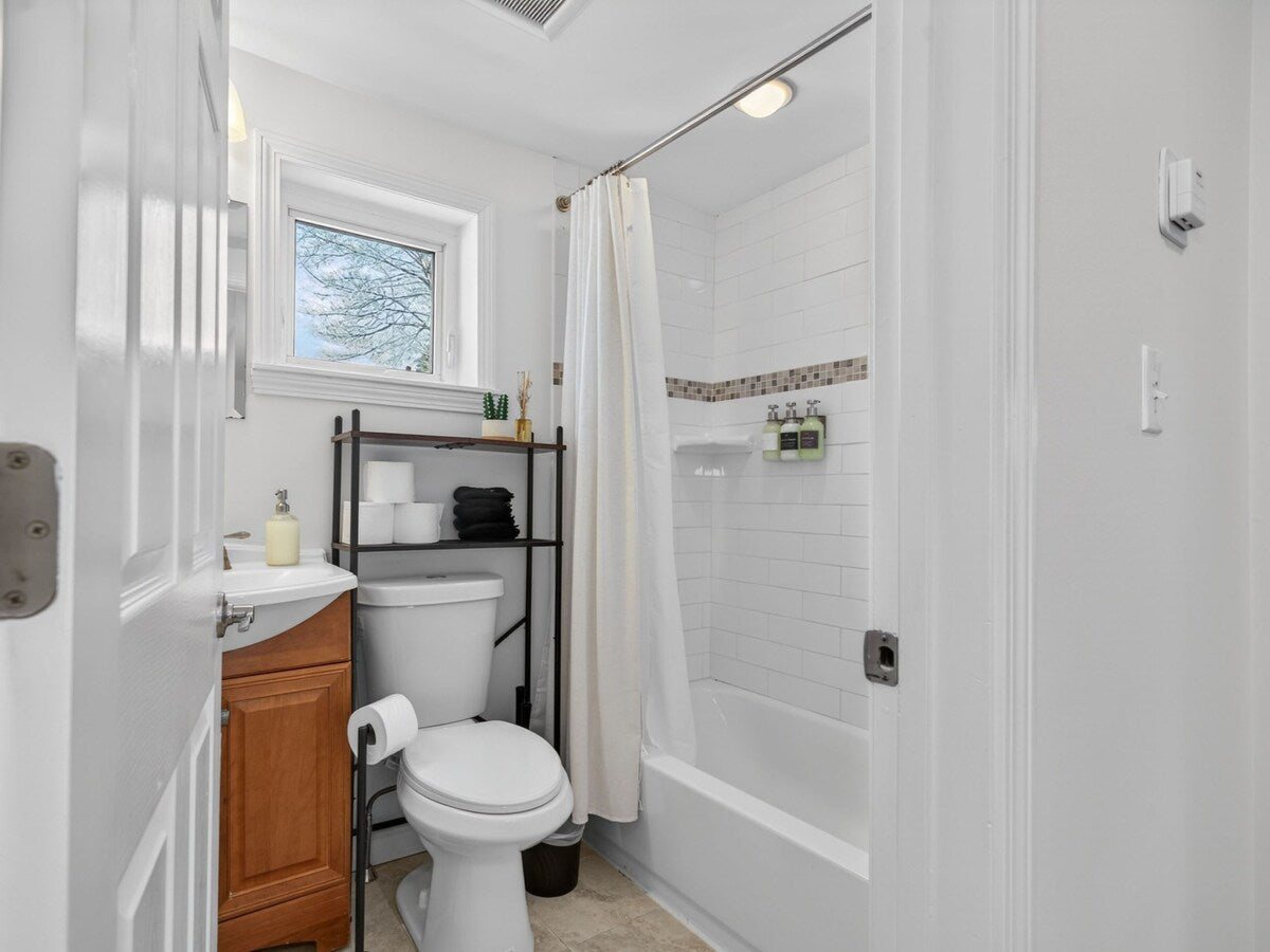 Cambridge 3BR — client's design, full setup by EHP. Photography courtesy of Executive Haven.