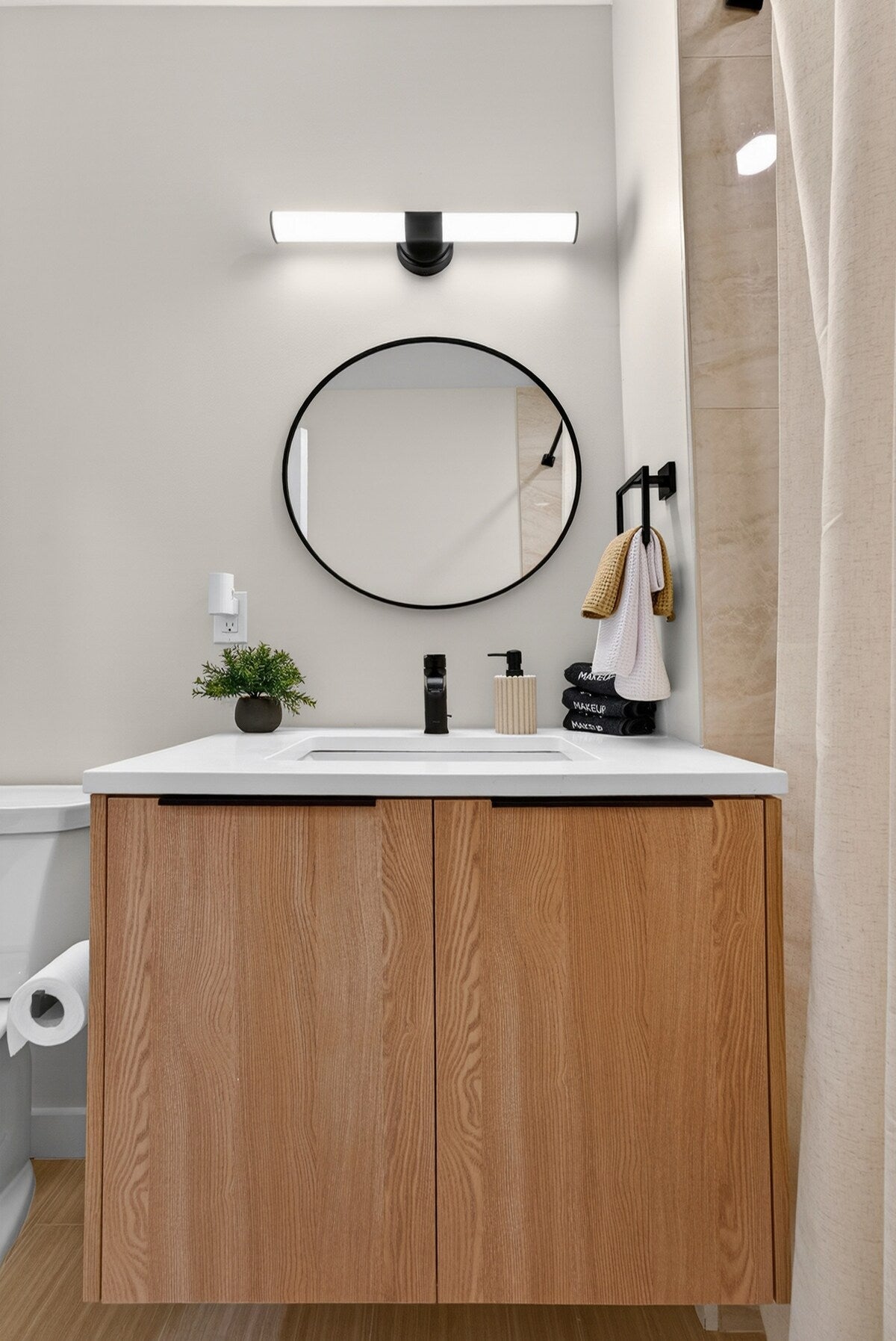 Somerville Modern Condo — design by Heather, setup by EHP. Photography courtesy of Executive Haven.