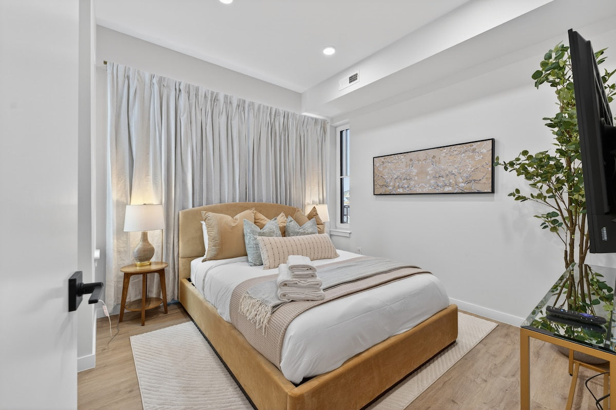 Somerville Stylish 2BR — design by Heather, setup by EHP. Photography courtesy of Executive Haven.