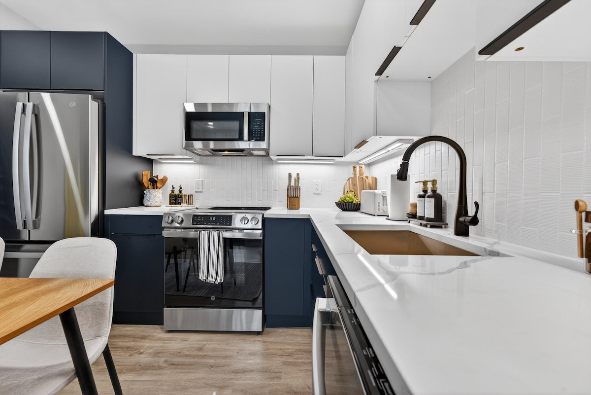 Somerville Stylish 2BR — design by Heather, setup by EHP. Photography courtesy of Executive Haven.
