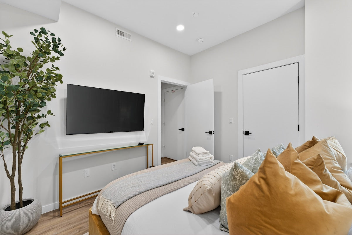 Somerville Stylish 2BR — design by Heather, setup by EHP. Photography courtesy of Executive Haven.