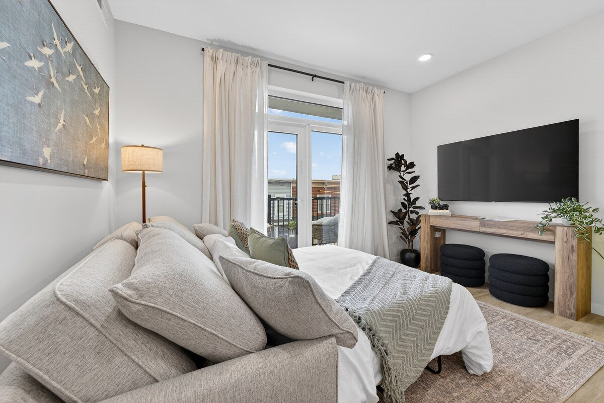 Somerville Stylish 2BR — design by Heather, setup by EHP. Photography courtesy of Executive Haven.