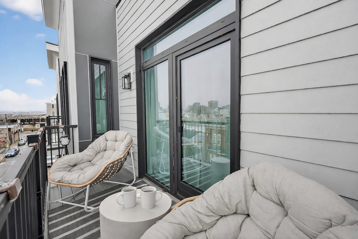 Somerville duplex — private balcony