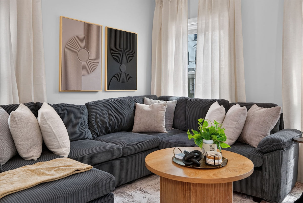 Somerville game-room 3BR — sectional lounge