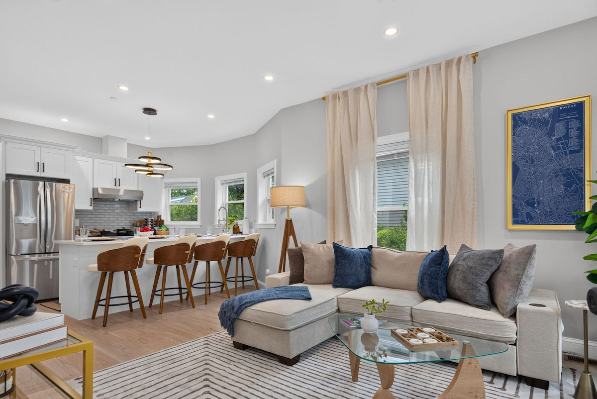Somerville balcony 3BR — living room with bay windows