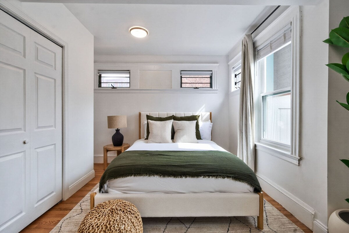 Cambridge Contemporary — bedroom